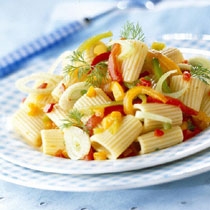 receta gatimi per pergaditjen e makaronave me speca dhe patellxhane